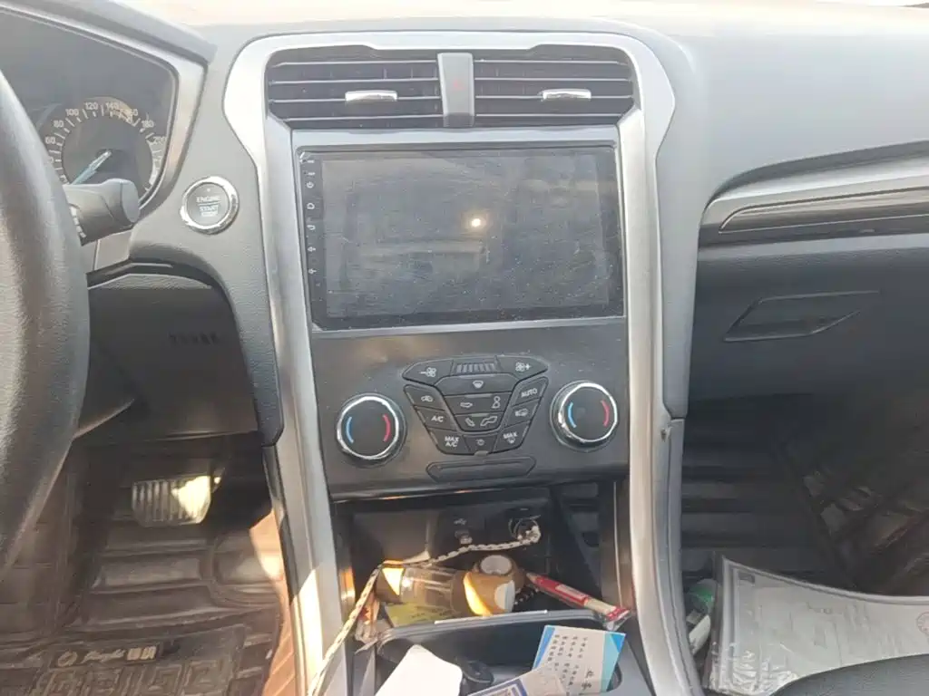 Ford Mondeo — миниатюра 13