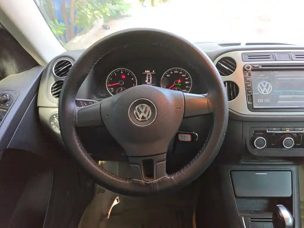 Volkswagen Tiguan — миниатюра 3