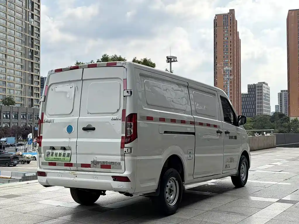 Yufeng EM26 — миниатюра 5