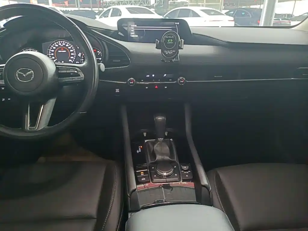 Mazda 3 Axela — миниатюра 13