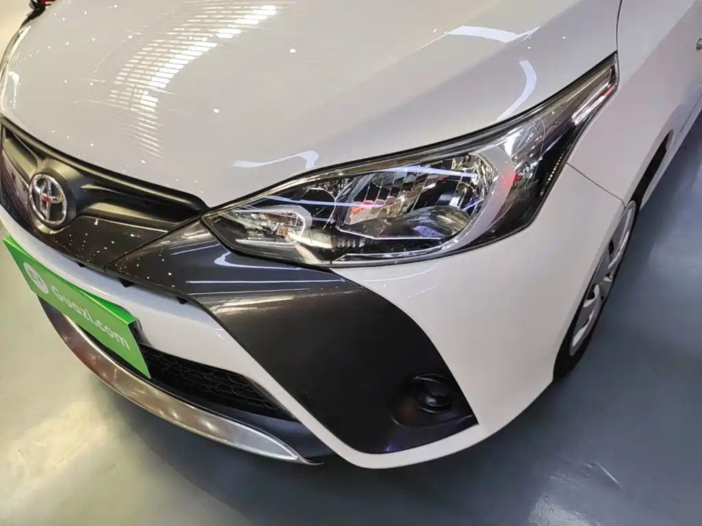 Toyota Yaris L — миниатюра 24