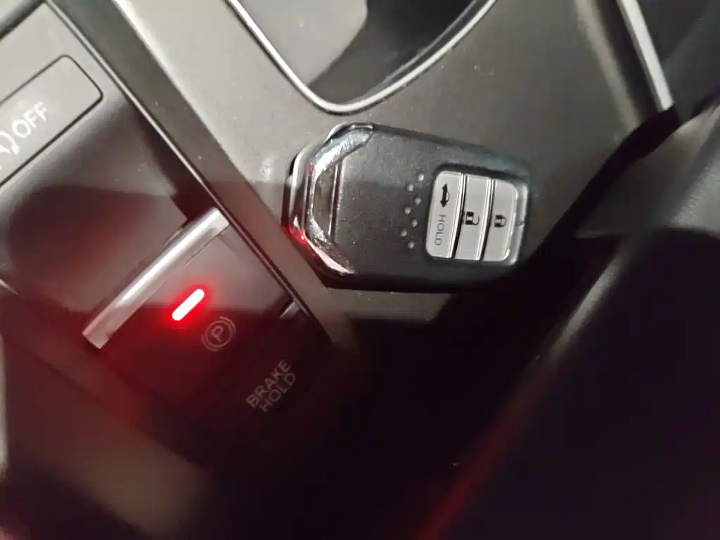 Honda Accord — миниатюра 12