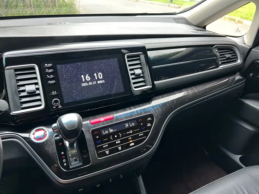 Honda Elysion — миниатюра 20