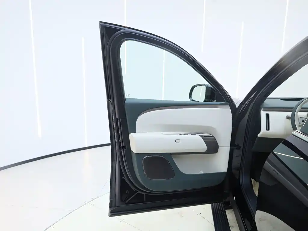 Li Auto Li L9 — миниатюра 7