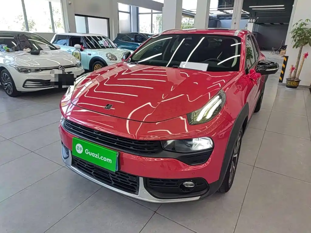 Lynk & Co 02