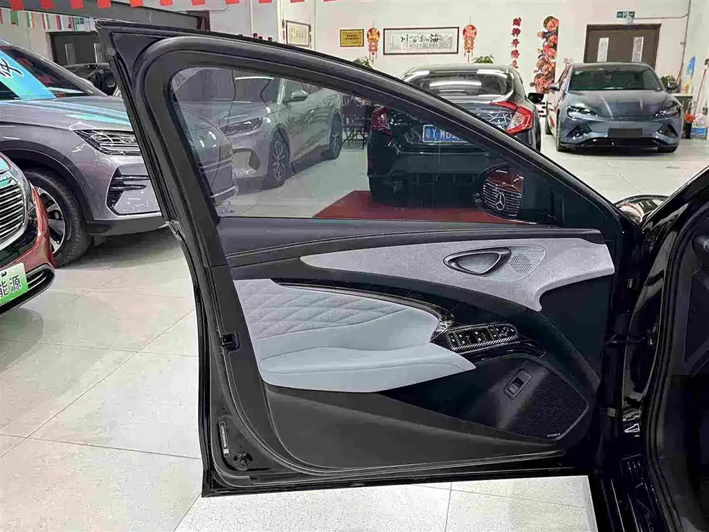 BYD Seal — миниатюра 22