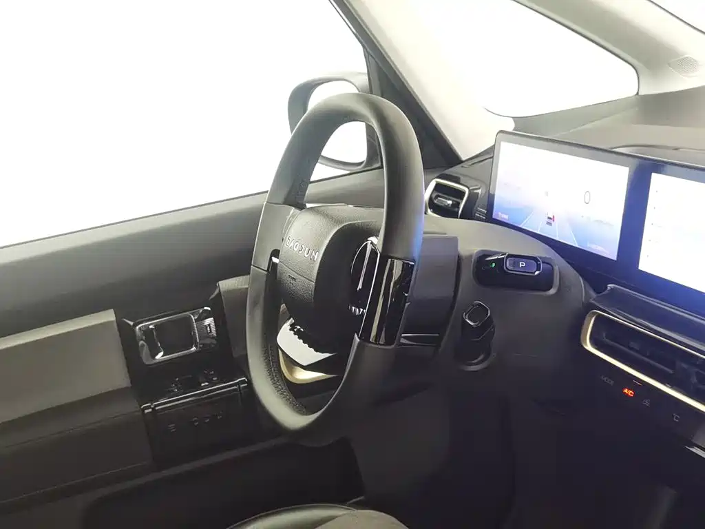 Baojun KiWi EV — миниатюра 22