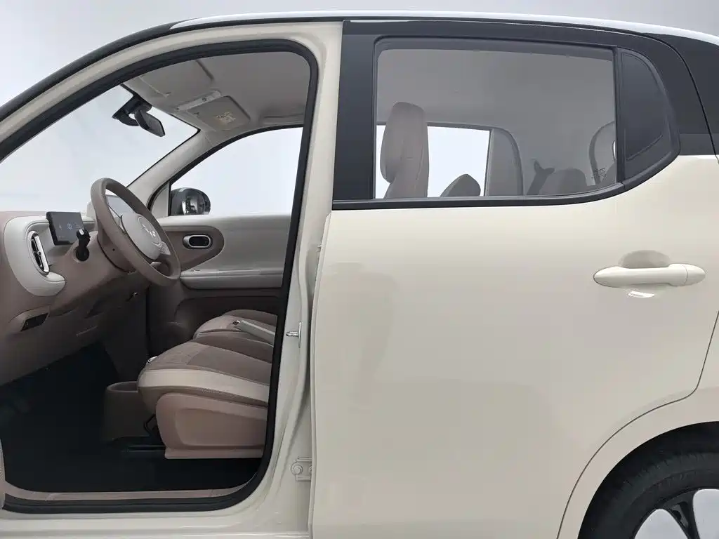 Wuling MINIEV — миниатюра 10
