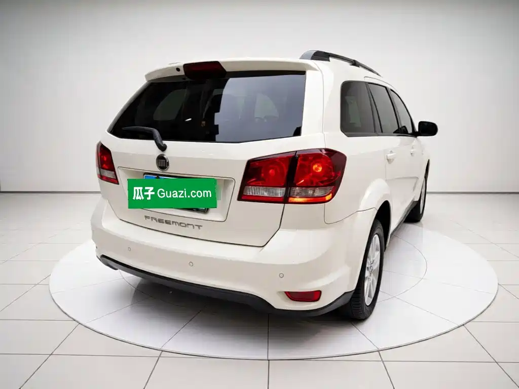 Fiat Freemont — миниатюра 4