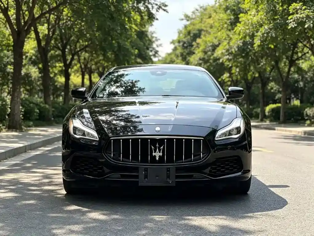 Maserati Quattroporte — миниатюра 2