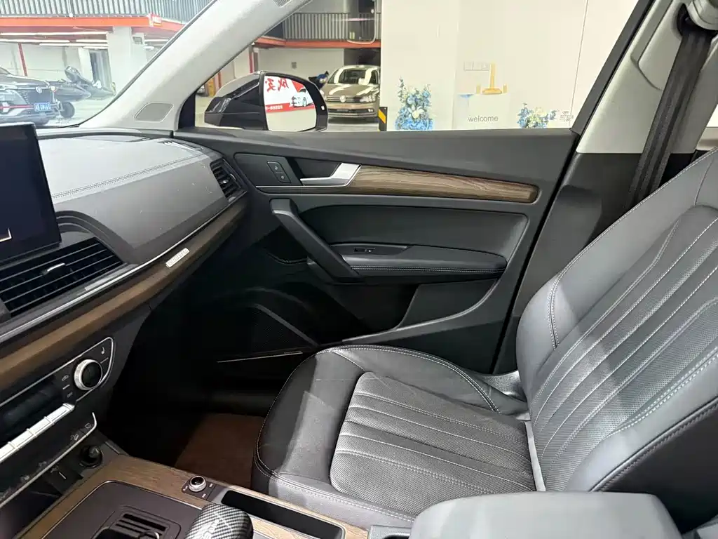 Audi Q5L — миниатюра 8