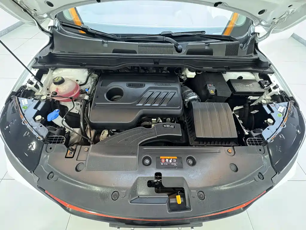 Geely Binyue — миниатюра 8