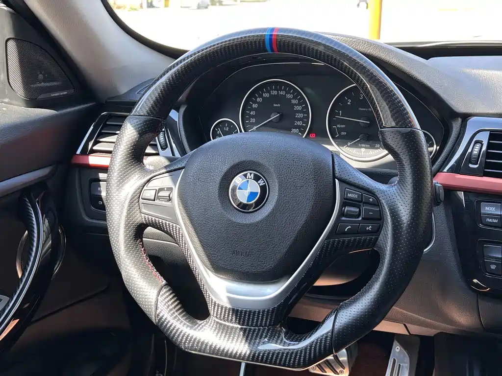 BMW 3 Series GT — миниатюра 12