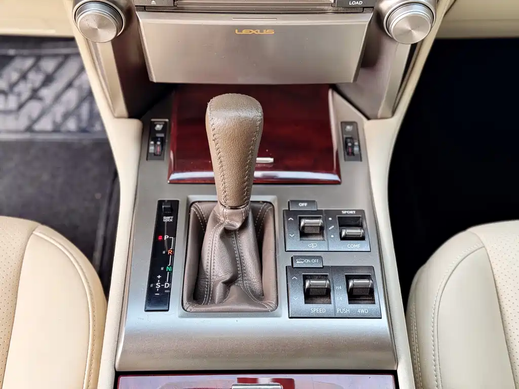 Lexus GX — миниатюра 11
