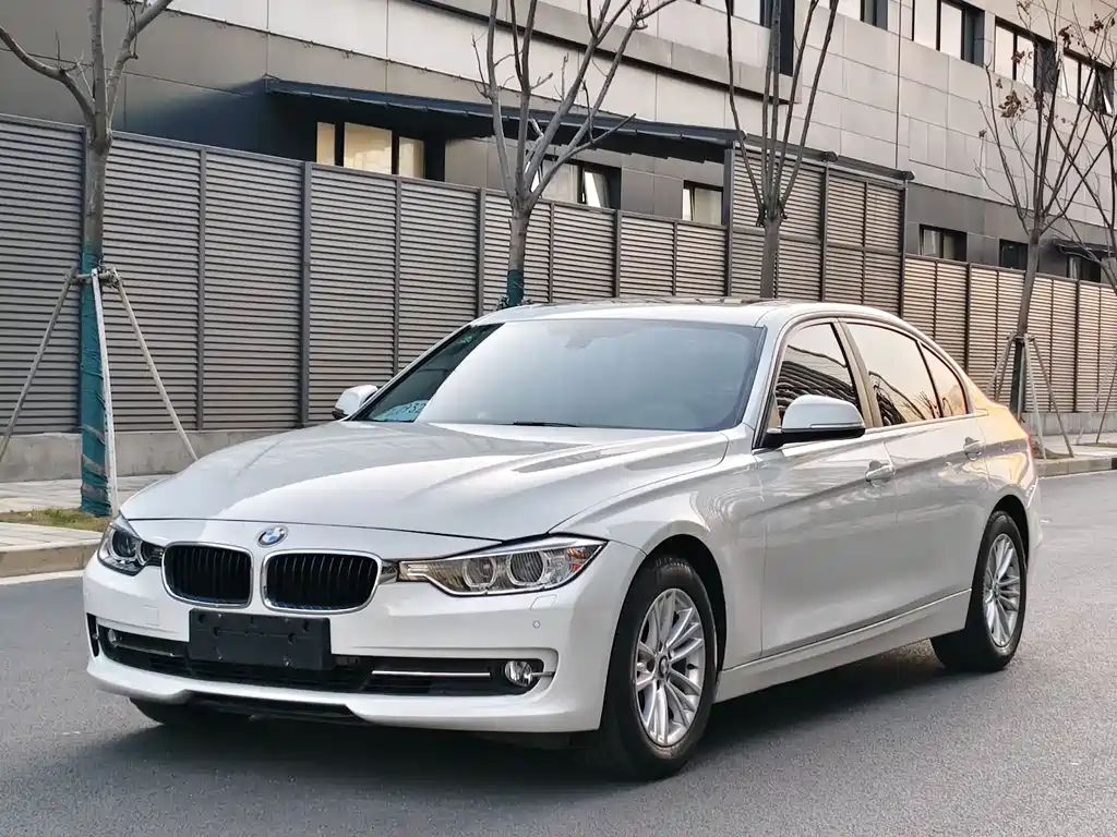 BMW 3 Series 2016