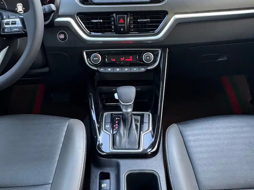 Kia Sportage — миниатюра 15