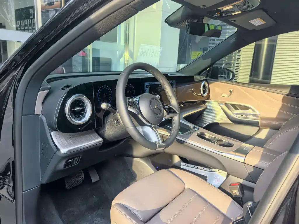 Mercedes-Benz GLC New Energy — миниатюра 12
