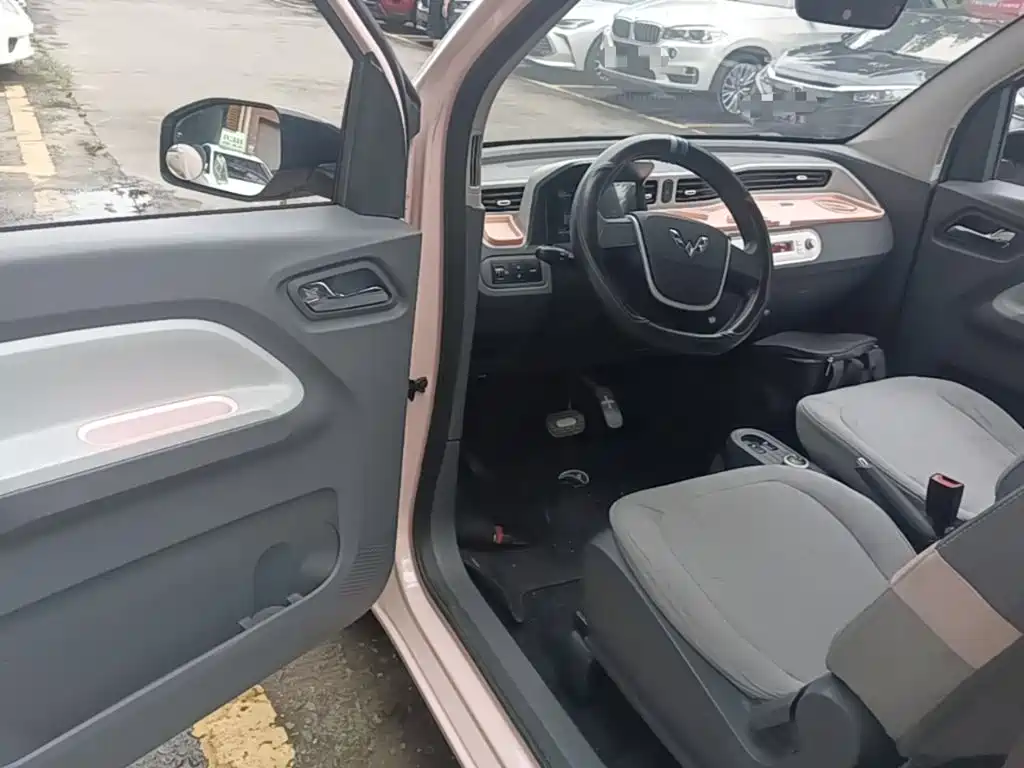 Wuling MINIEV — миниатюра 16