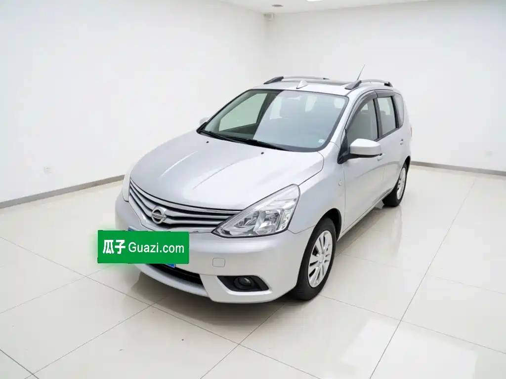 Nissan Livina