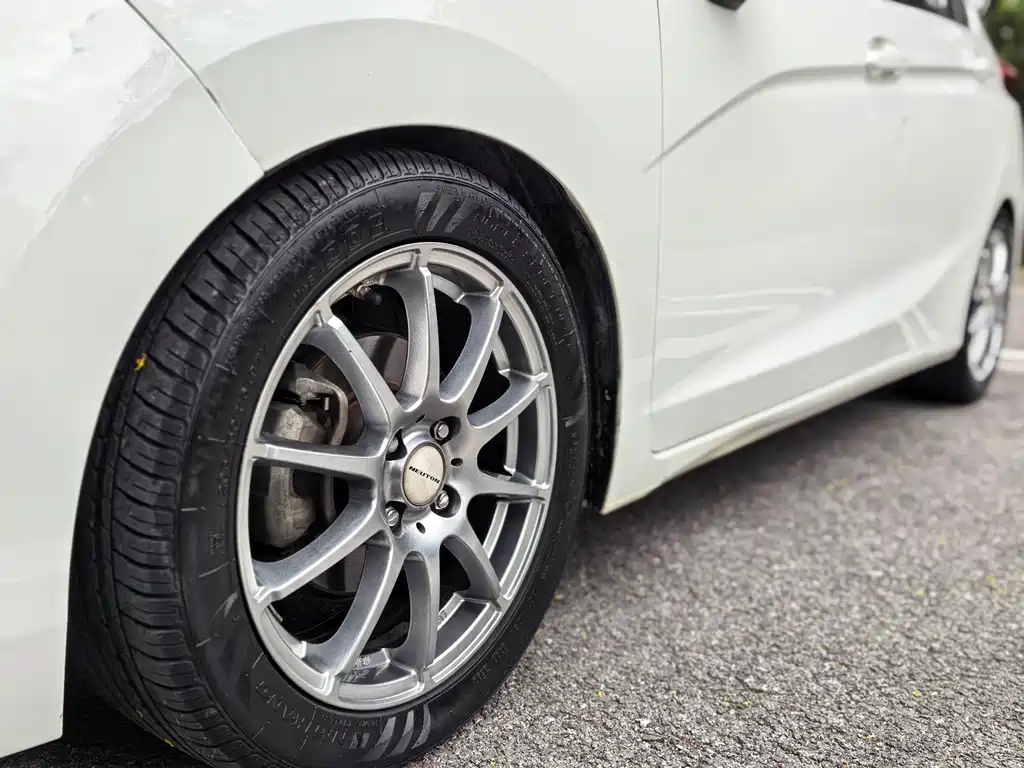 Honda Fit — миниатюра 18