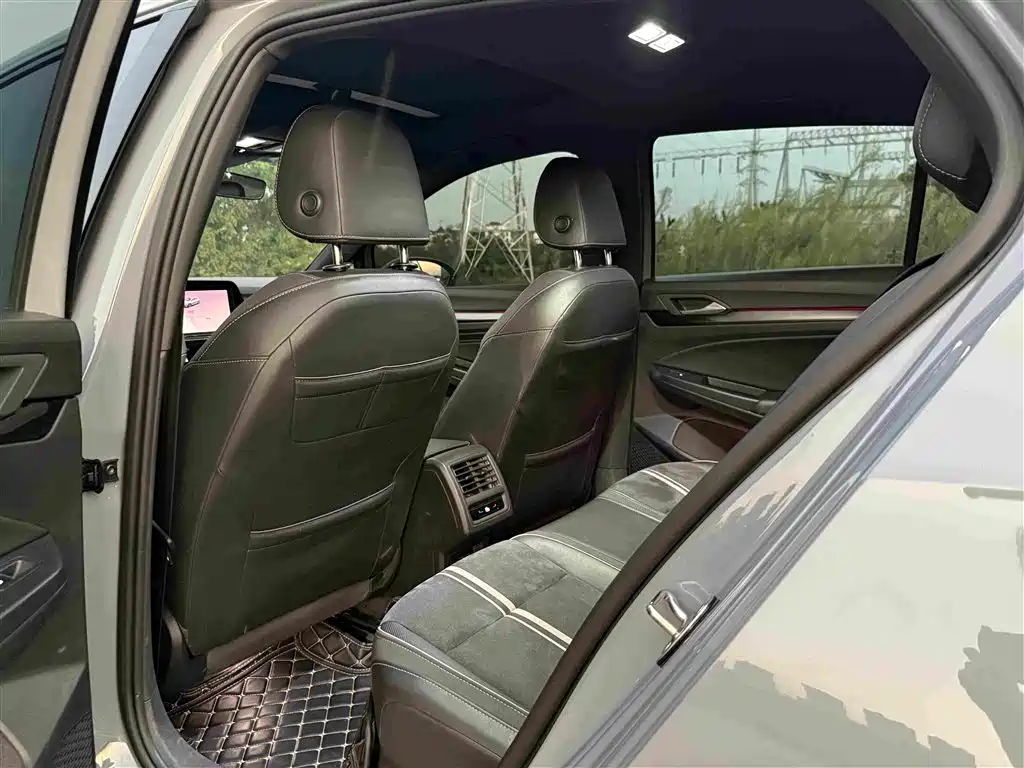 Volkswagen Golf — миниатюра 5