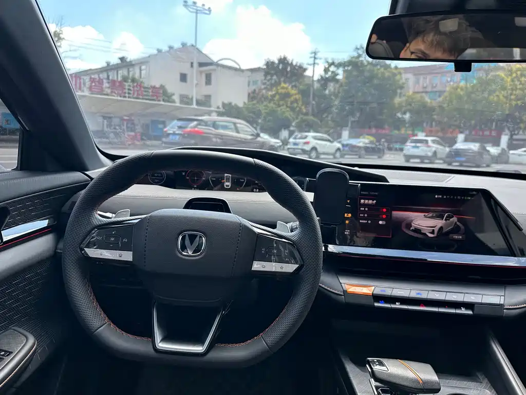 Changan UNI-V — миниатюра 13