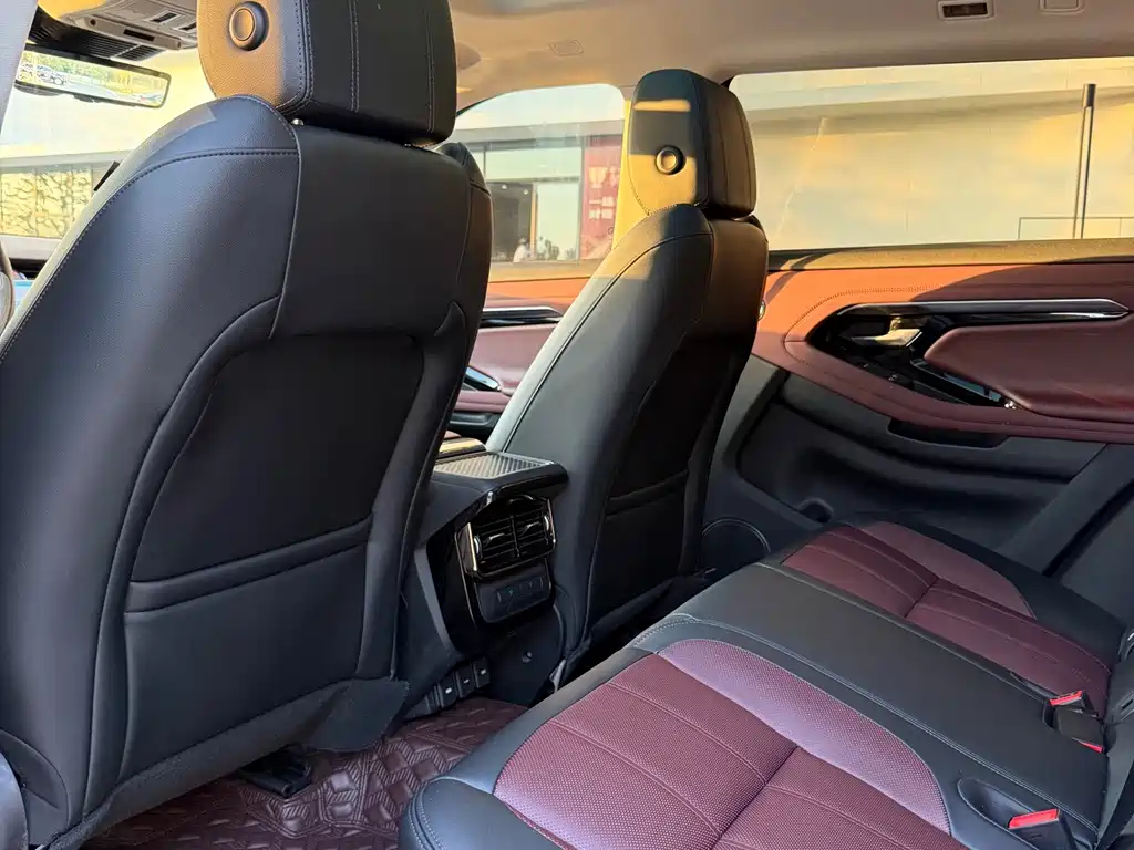Land Rover Evoque — миниатюра 11
