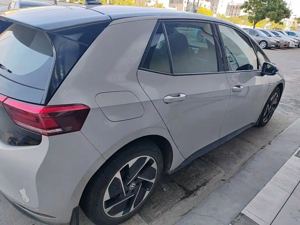 Volkswagen ID.3 — миниатюра 7
