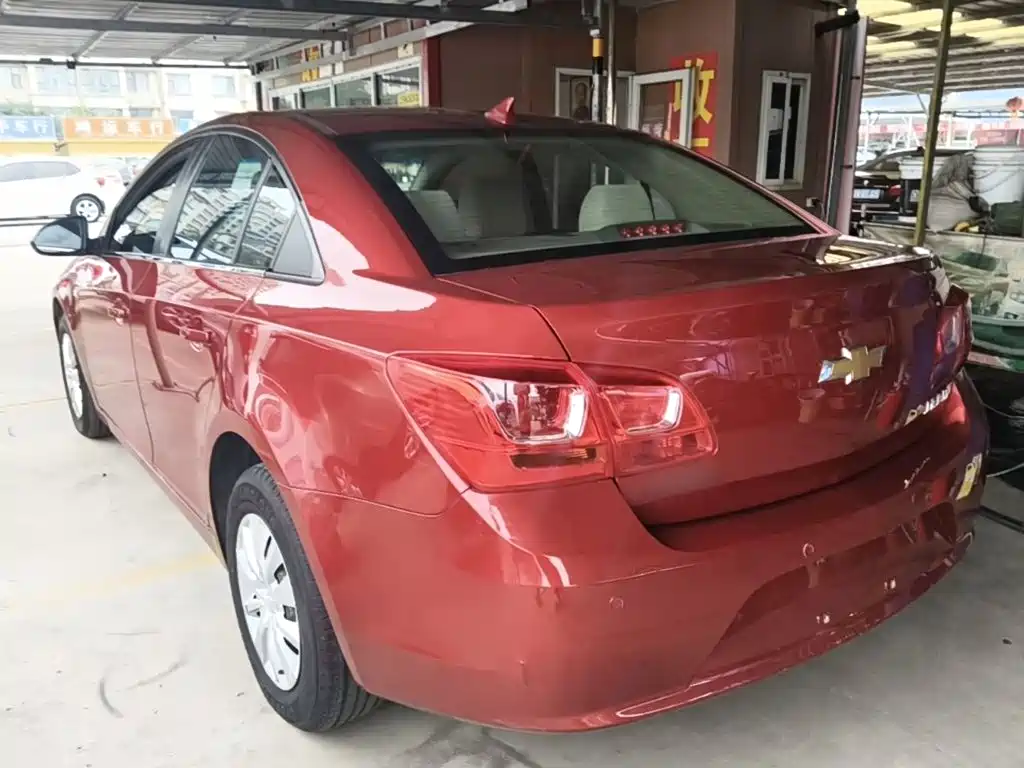 Chevrolet Cruze — миниатюра 5