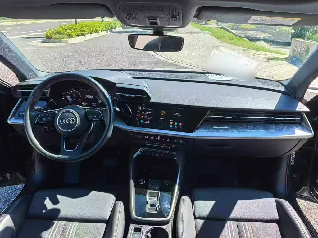 Audi A3 1.4 л 2023 г. Зелёный, пробег 49600 км
