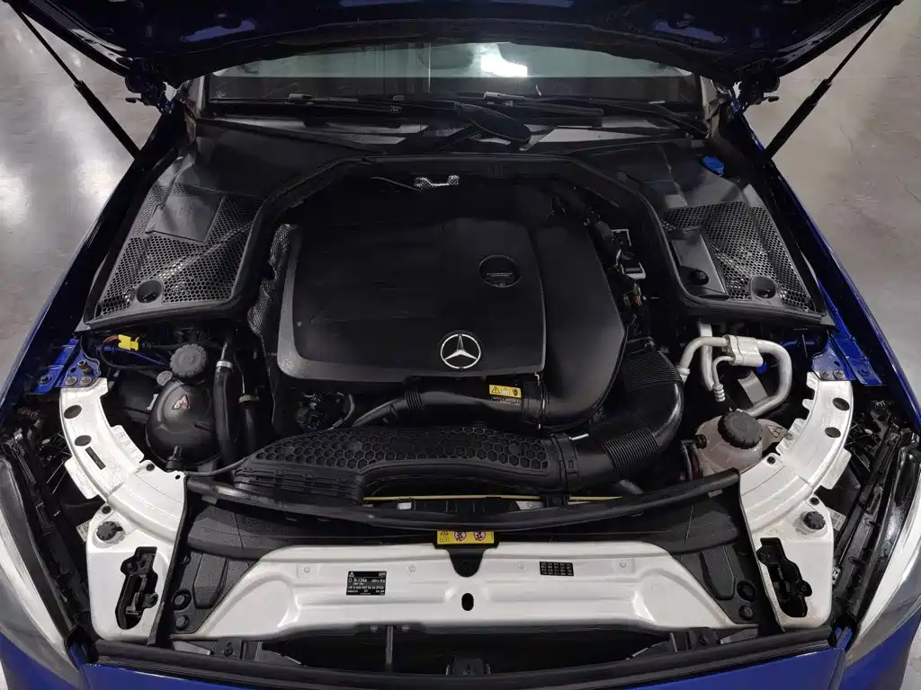 Mercedes-Benz C-Class — миниатюра 6