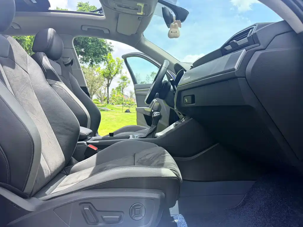 Audi Q3 — миниатюра 12