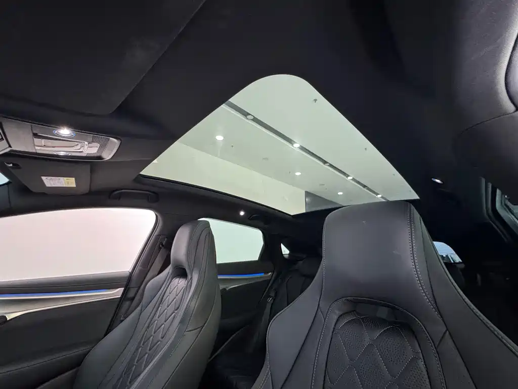 BYD Sealion 07 EV — миниатюра 23
