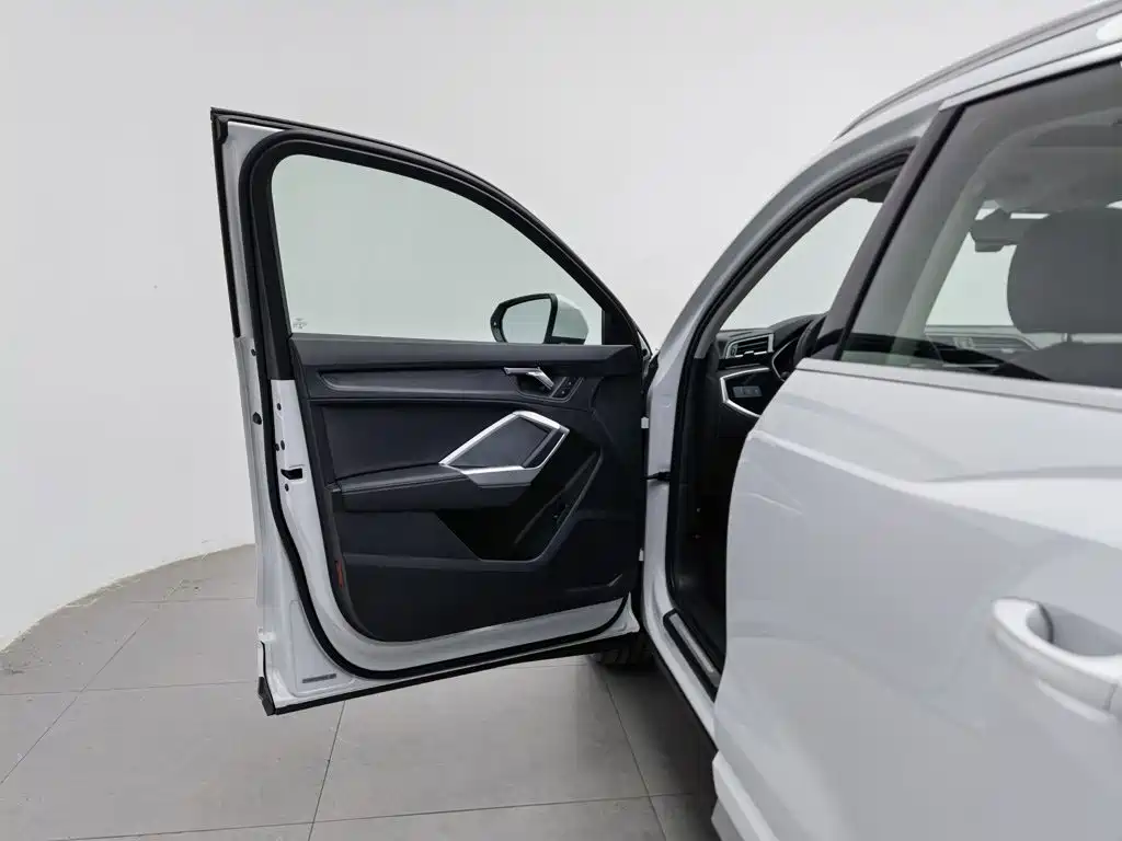 Audi Q3 — миниатюра 8