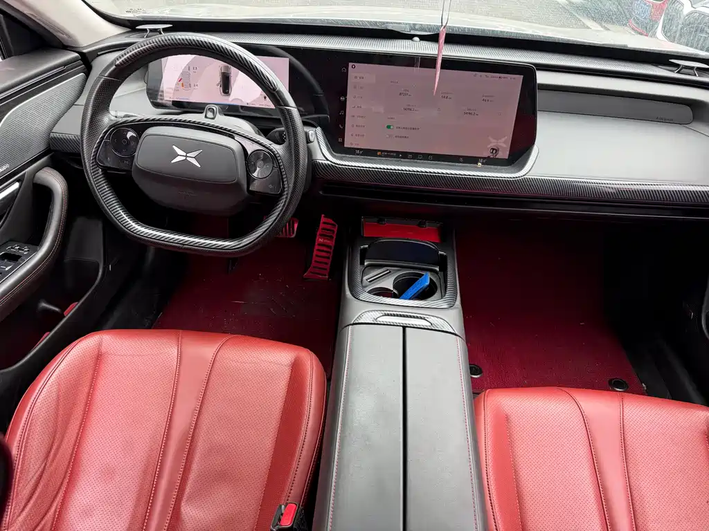 XPeng P7 — миниатюра 13