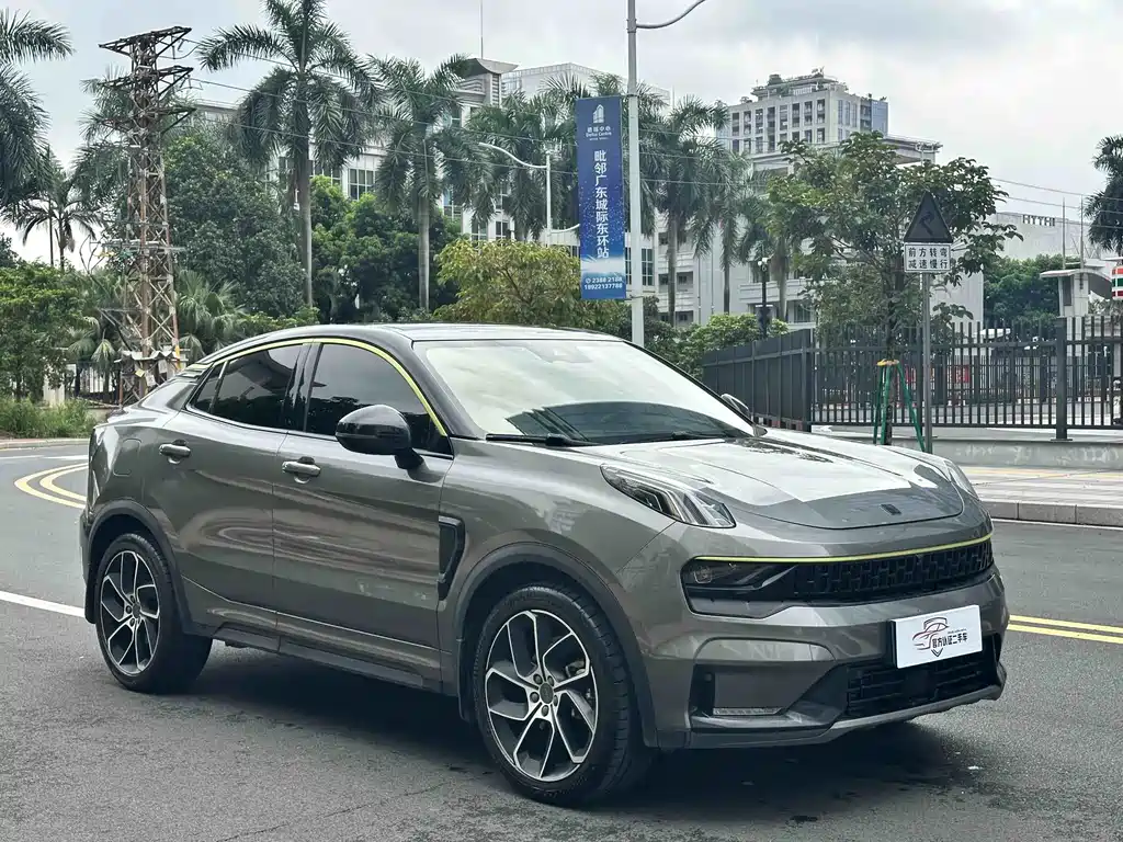 Lynk & Co 05 — миниатюра 3