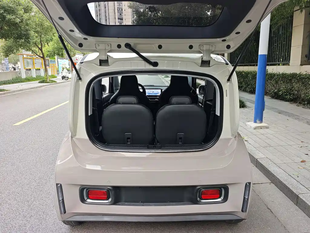 Baojun KiWi EV — миниатюра 19