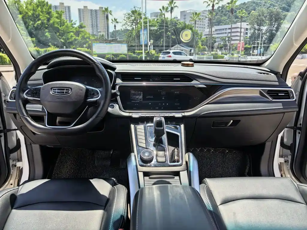 Geely Boyue — миниатюра 8