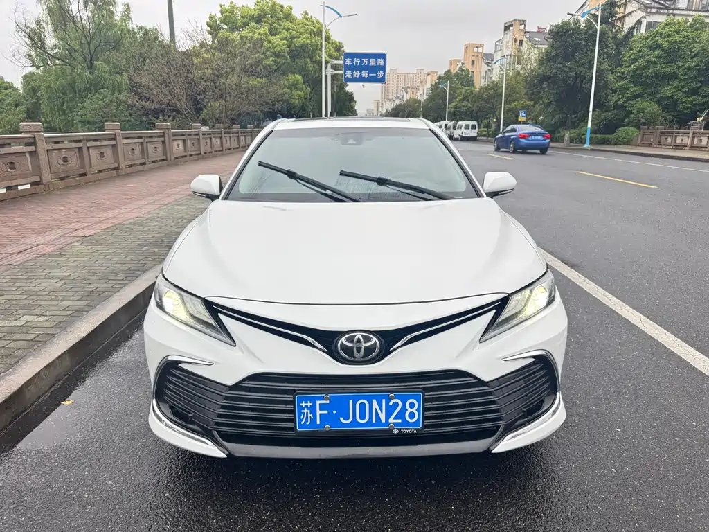 Toyota Camry 2022