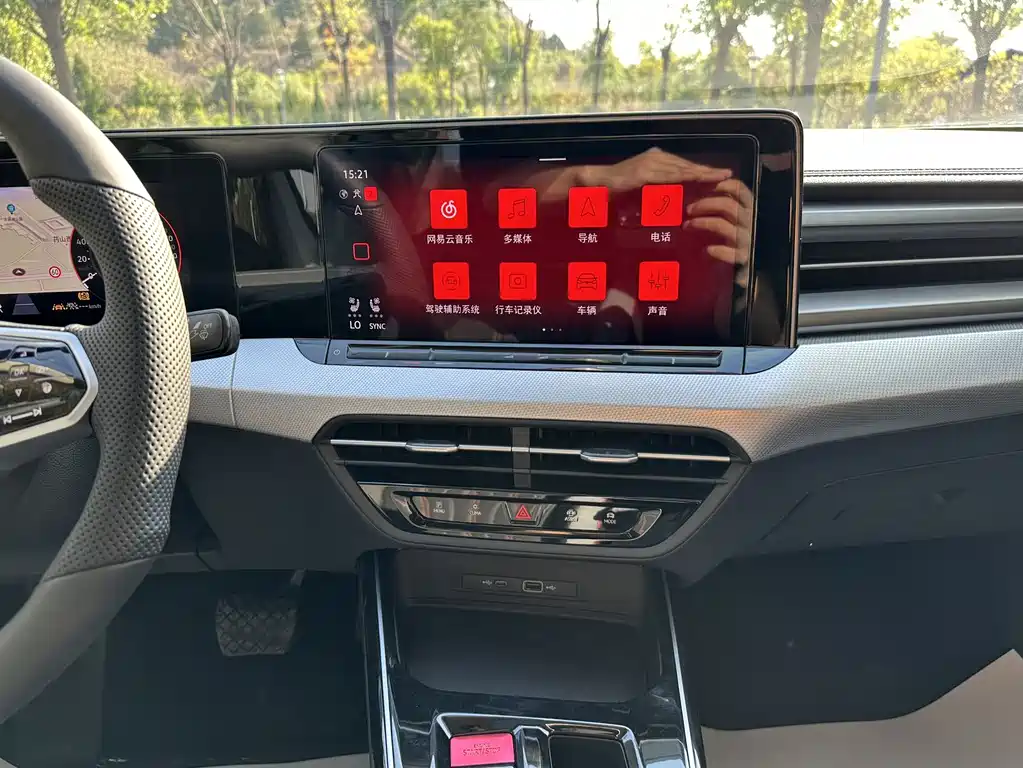Volkswagen Lamando — миниатюра 18