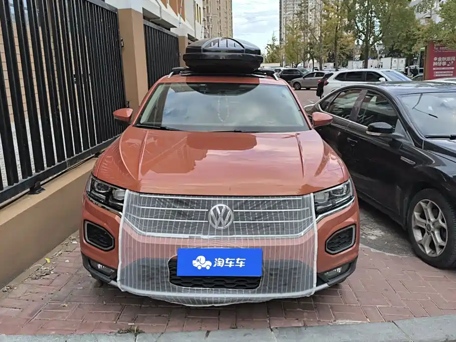 Volkswagen T-Roc — миниатюра 2