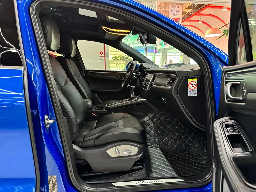 Porsche Macan — миниатюра 7
