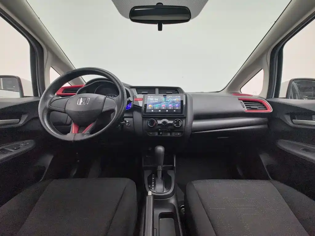 Honda Fit — миниатюра 5