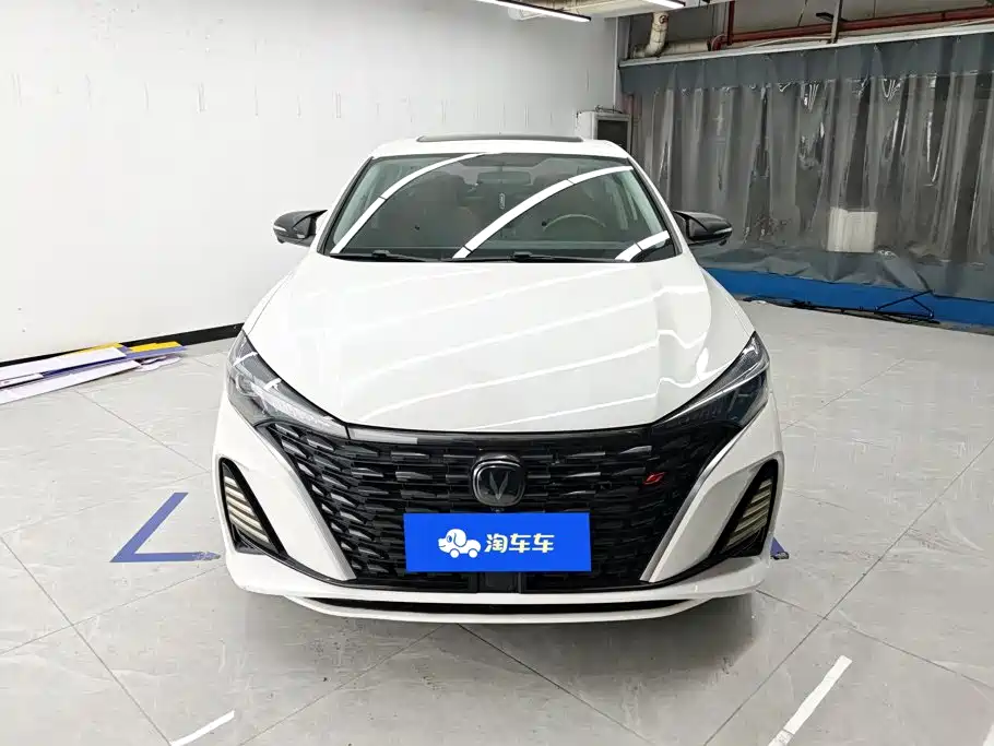 Changan Eado — миниатюра 2