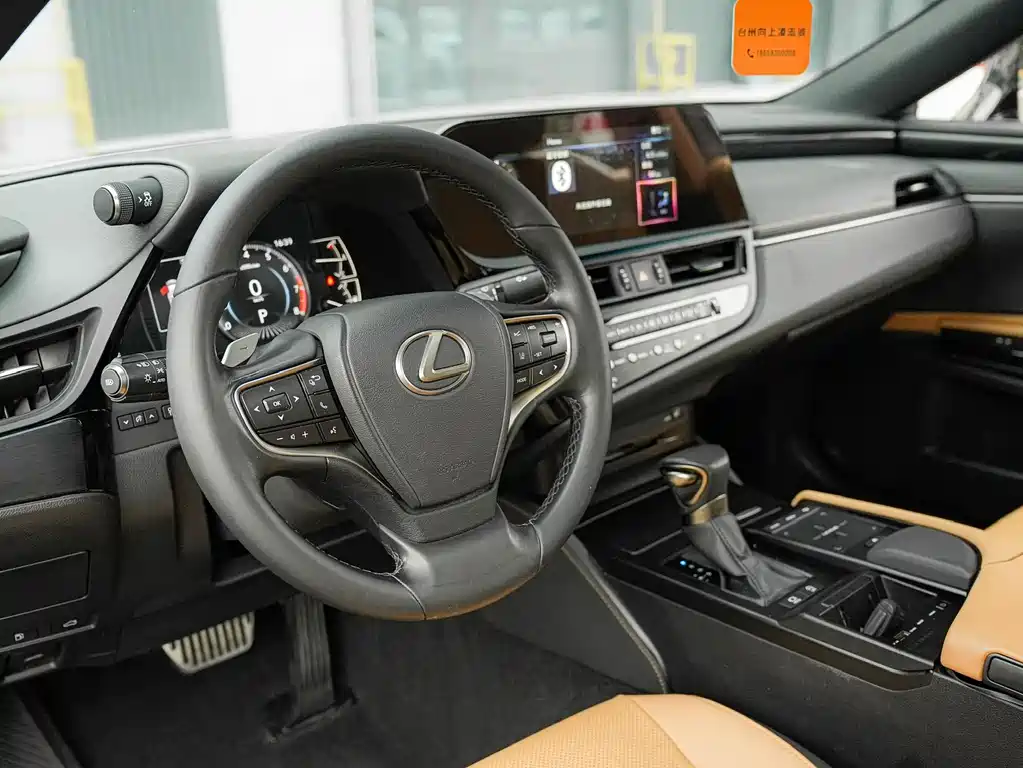 Lexus ES — миниатюра 9