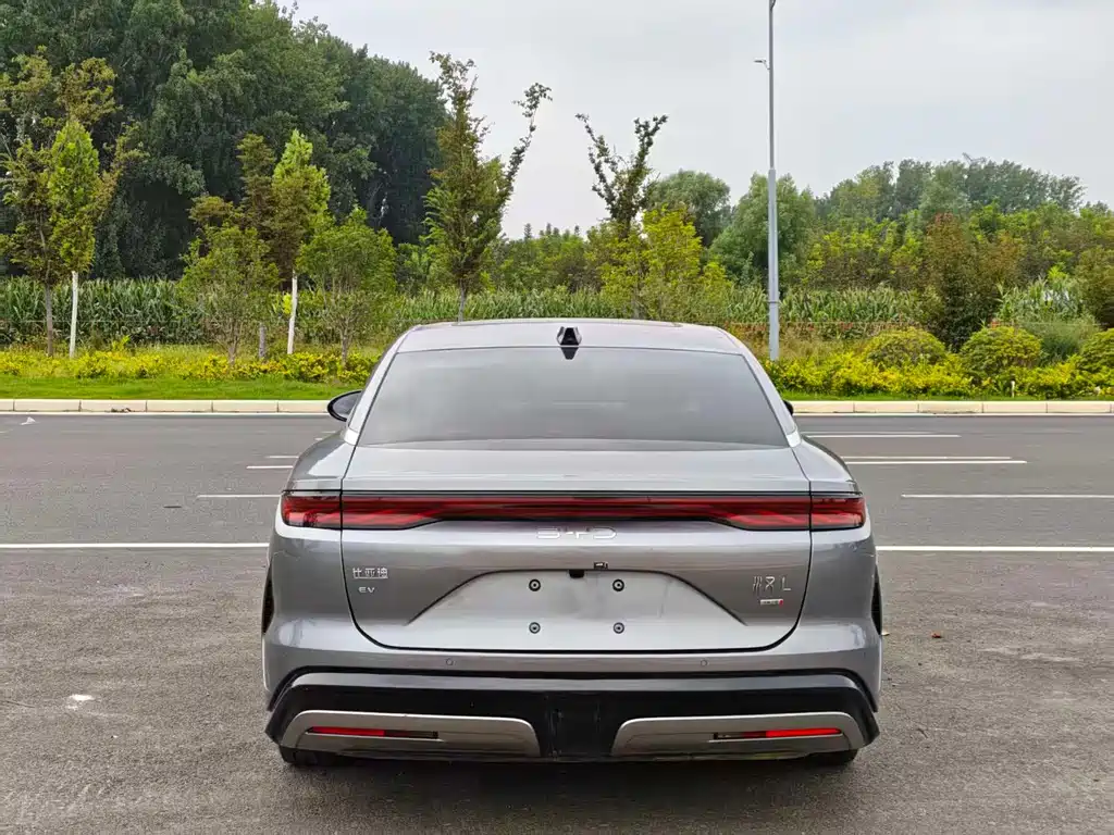 BYD Хань Ли — миниатюра 7