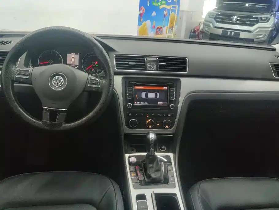 Volkswagen Passat — миниатюра 12