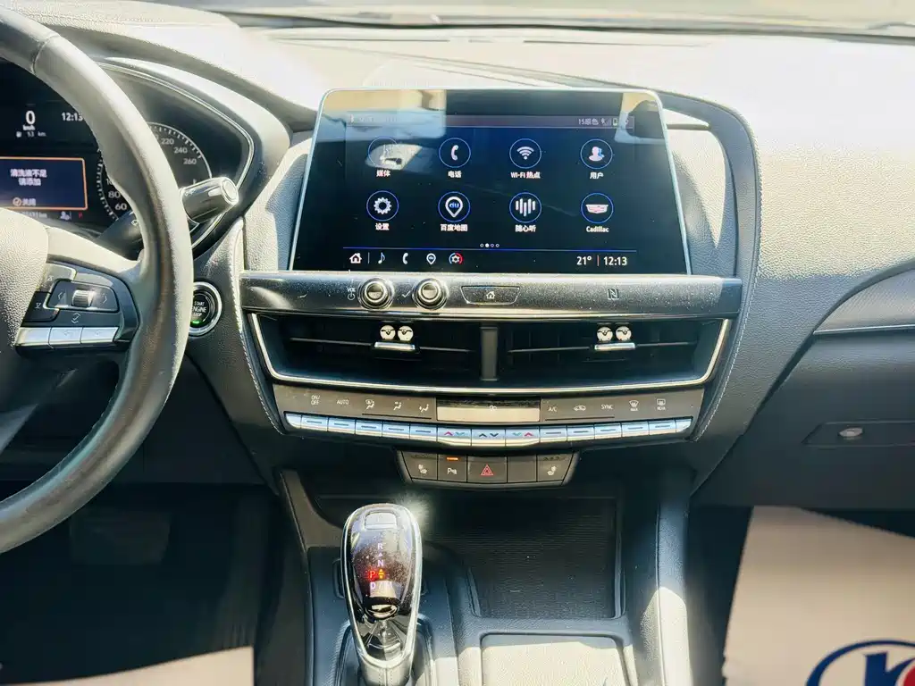 Cadillac CT5 — миниатюра 7