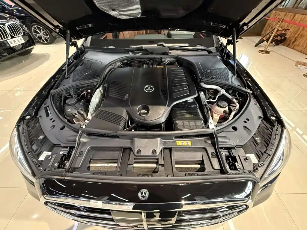 Mercedes-Benz S-Class — миниатюра 9
