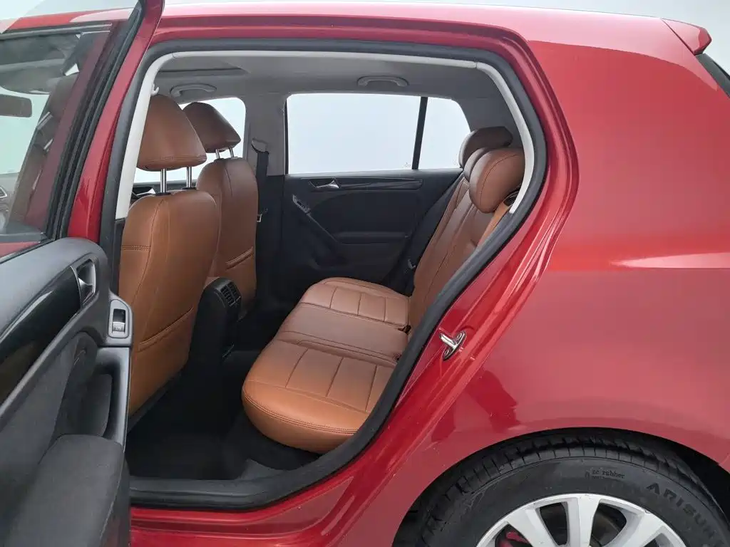 Volkswagen Golf — миниатюра 15